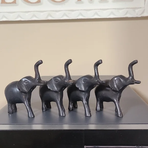 Elephant Metal Card Holders Photo Display Figure Business Card Dining Animal Set - Picture 1 of 4